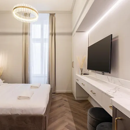 Arany Boutique Appartement *